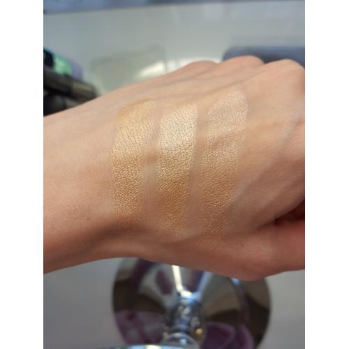 Maybelline New York Face Studio, Chrome Extreme Intense Metallic Highlighter (Rozświetlacz do twarzy) - opinie | zdjęcie do recenzji od Magic chocolate cookie - 3