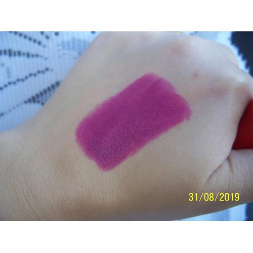 Oriflame OnColour, Lipstick (Pomadka do ust) - opinie | zdjęcie do recenzji od Smerfeta83 - 2