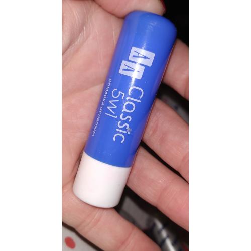 AA Lipcare, Pomadka ochronna `Classic  5 w 1` - opinie | zdjęcie do recenzji od misiulenka