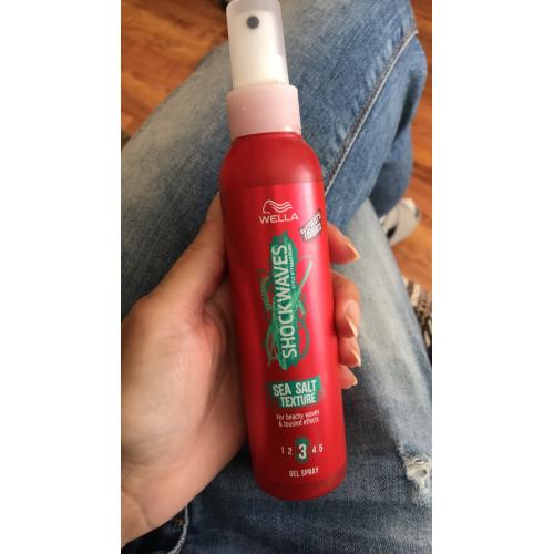 Wella Shockwaves  Texture'n Shine (Żel w sprayu) - opinie | zdjęcie do recenzji od rozarozewicz - 1