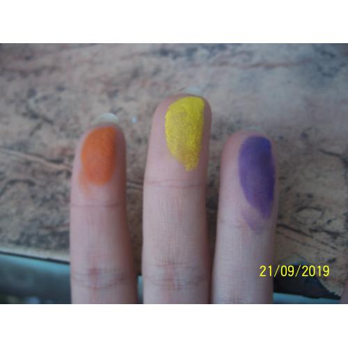 Revolution Beauty (Makeup Revolution) Reloaded Marvellous Mattes Eyeshadow Palette (Paletka 15 cieni do powiek) - opinie | zdjęcie do recenzji od Smerfeta83 - 2