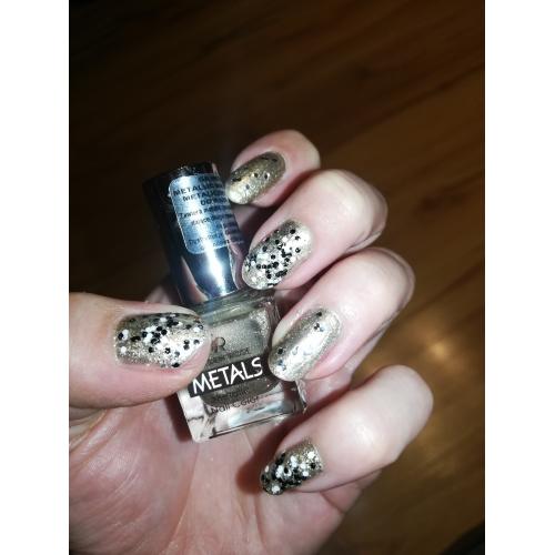 Golden Rose Metals, Metallic Nail Color (Metaliczny lakier do paznokci) - opinie | zdjęcie do recenzji od Kleo99
