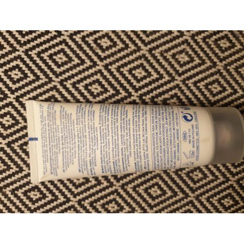 Avon Foot Works, Beautiful Lavender, Comforting 3 in 1 Mask [Clay Mask with Lavender] (Intensywnie pielęgnująca maska do stóp 3 w 1 [Wygładzająca maska lawendowa do stóp]) - opinie | zdjęcie do recenzji od nirvana86 - 1