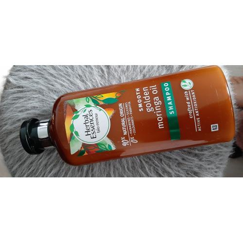 Herbal Essences Bio:renew, Wygładzający szampon do włosów `Złoty olej Moringa` - opinie | zdjęcie do recenzji od Mysaphira