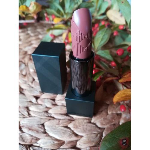 Burberry Lip Velvet, Long Lasting Matte Lip Colour (Pomadka do ust) - opinie | zdjęcie do recenzji od weroncia85 - 5