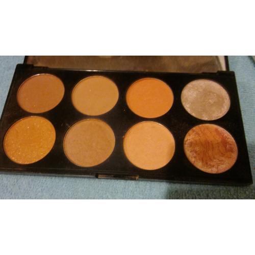 Revolution Beauty (Makeup Revolution) Hot Spice, Ultra Blush Palette (Paleta róży) - opinie | zdjęcie do recenzji od toanianieania - 2