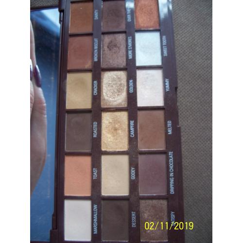 I Heart Revolution Chocolate S'mores Shadow Palette (Paleta 18 cieni do makijażu) - opinie | zdjęcie do recenzji od Smerfeta83 - 1
