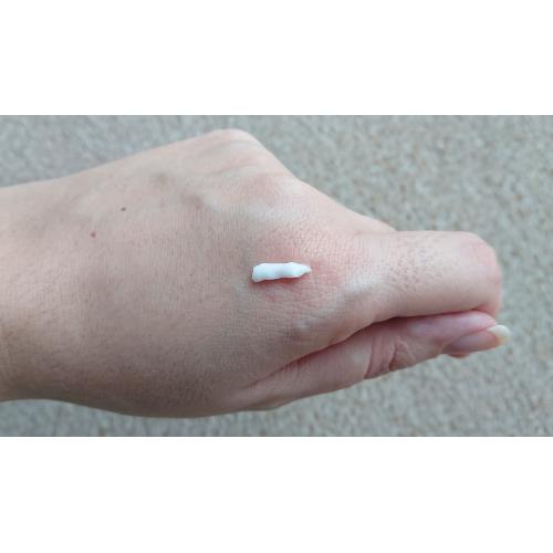 Revuele Hydralift Hyaluron Anti-wrinkle Treatment, Day Face Care Fluid Cream (Krem - fluid na dzień) - opinie | zdjęcie do recenzji od Adashi - 1