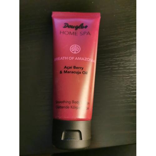 Douglas Collection Home SPa, Breath of Amazonia, Regenerating Hand Cream (Regenerujący krem do rąk) - opinie | zdjęcie do recenzji od magdalenka_mzk