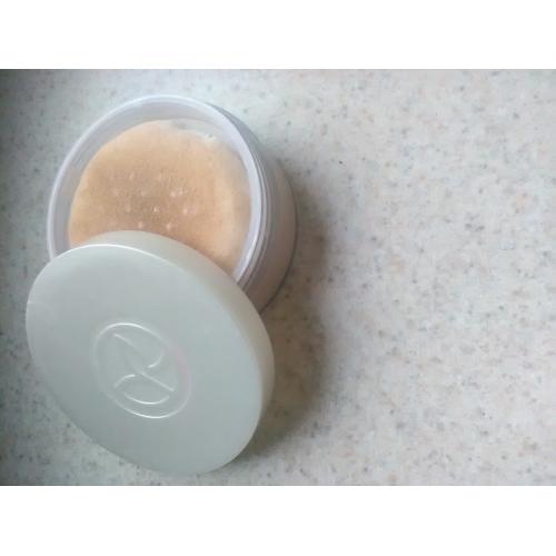 Yves Rocher Couleurs Nature, Poudre Libre Veloutee (Transparentny puder sypki (nowa wersja)) - opinie | zdjęcie do recenzji od Kamea2000