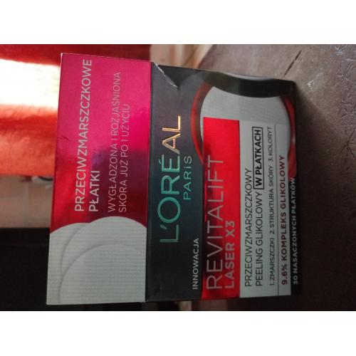 L'Oreal Paris Revitalift Laser X3, Przeciwzmarszczkowy peeling glikolowy w płatkach - opinie | zdjęcie do recenzji od 89fc2c2171a4d4a9893395074bafff4943c513c5_62cb5a01d2b5d - 1
