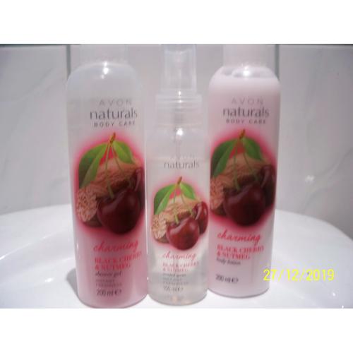 Avon Naturals, Black Cherry & Nutmeg, Shower Gel (Żel pod prysznic `Czereśnia i gałka muszkatołowa`) - opinie | zdjęcie do recenzji od Smerfeta83