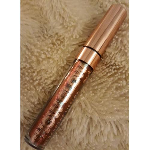 Avon Mark, Show Glow Holographic Lip Gloss (Holograficzny błyszczyk do ust) - opinie | zdjęcie do recenzji od Novo_ana