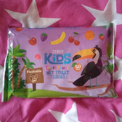 Tesco Value Kids, Tutti Frutti Wet Toilet Tissues (Nawilżany papier toaletowy dla dzieci) - opinie | zdjęcie do recenzji od MoniaPasi - 1