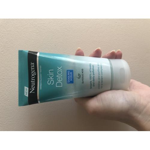 Neutrogena Skin Detox, Cooling Scrub (Wygładzający peeling do twarzy) - opinie | zdjęcie do recenzji od rozarozewicz - 1