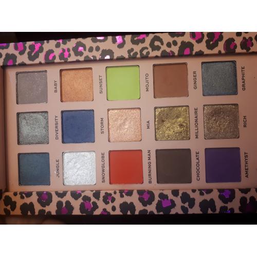 Revolution Pro Revolution Pro x Nath, Let's Go Wild Eyeshadow Palette (Paleta cieni do powiek) - opinie | zdjęcie do recenzji od Patrycjag9 - 3