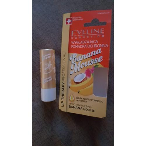Eveline Cosmetics Lip Therapy Professional, Wygładzająca pomadka ochronna `Banana Mousse` - opinie | zdjęcie do recenzji od AgaB1998