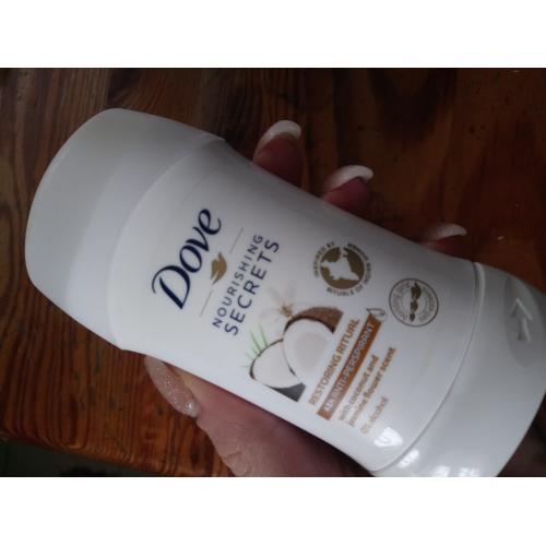 Dove Nourishing Secrets, Restoring Ritual, 48h Anti-perspirant with Coconut and Jasmine Flower Scent (Antyperspirant w sztyfcie) - opinie | zdjęcie do recenzji od Beaatka121