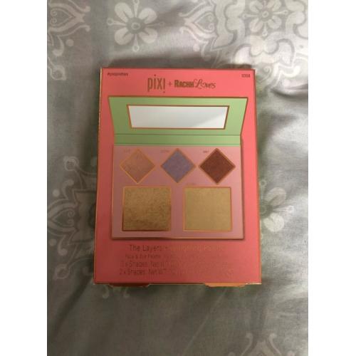 Pixi Pixi  x RachhLoves, The Layers Highlighting Palette (Paleta rozświetlaczy) - opinie | zdjęcie do recenzji od grzansi