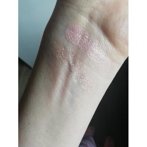 Revers Cosmetics Strobe & Glow Highlighter (Puder rozświetlający) - opinie | zdjęcie do recenzji od Magdalena1385 - 1