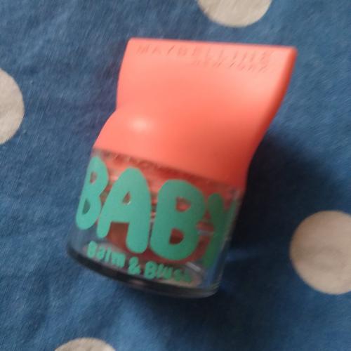 Maybelline New York Baby Lips,  Balm & Blush 2 in 1 (Balsam do ust i róż do policzków 2 w 1) - opinie | zdjęcie do recenzji od MoniaPasi