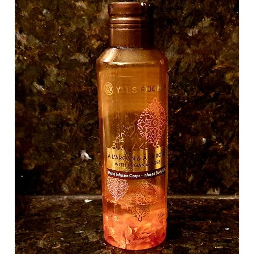 Yves Rocher Hammam Huile Infusee Corps a l`Argan & a la Rose (Orientalny olejek do ciała z płatkami róż `Olejek arganowy & róża`) - opinie | zdjęcie do recenzji od Iwona_C