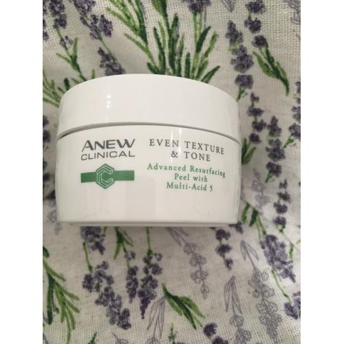 Avon Anew Clinical, Even Texture & Tone Advanced Resurfacing Peel with Multi-Acid 5 (Profesjonalny peeling na bazie 10% kwasu glikolowego) - opinie | zdjęcie do recenzji od SylwiaCiemniejewska