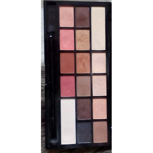 I Heart Revolution Chocolate Vice Shadow Palette (Paleta 16 cieni do powiek) - opinie | zdjęcie do recenzji od bbozenka - 3