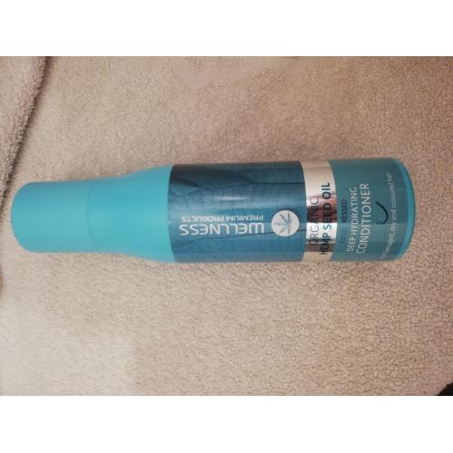 Wellness Premium Products Organic Hemp Seed Oil, Deep Hydrating Shampoo (Szampon do włosów z olejem konopnym) - opinie | zdjęcie do recenzji od Bunia8808 - 3