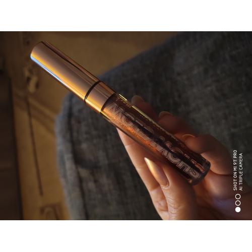 Avon Mark, Show Glow Holographic Lip Gloss (Holograficzny błyszczyk do ust) - opinie | zdjęcie do recenzji od joaska1992 - 5