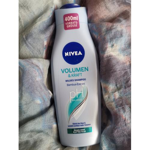 Nivea Volume Care, Shampoo (Szampon nadający objętość) - opinie | zdjęcie do recenzji od Ewafefka - 2