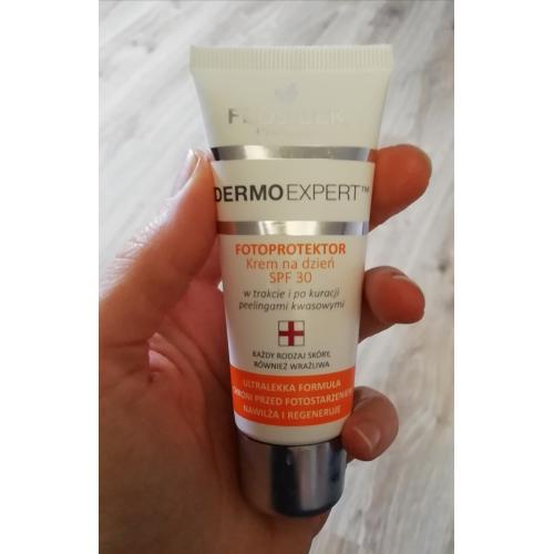 Floslek Dermo Expert, Fotoprotektor,  Krem na dzień SPF 30 - opinie | zdjęcie do recenzji od Magdalena1385 - 2