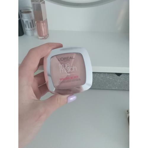 L'Oreal Paris True Match Highlight, Powder Glow Illuminator Blush & Highlight (Rozświetlacz) - opinie | zdjęcie do recenzji od _Endzi_ - 1