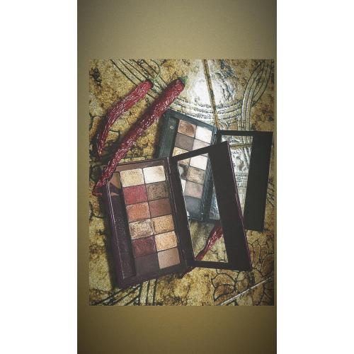 Maybelline New York The Burgundy Bar, Eyeshadow Palette (Paleta cieni do powiek) - opinie | zdjęcie do recenzji od Aniel_lka