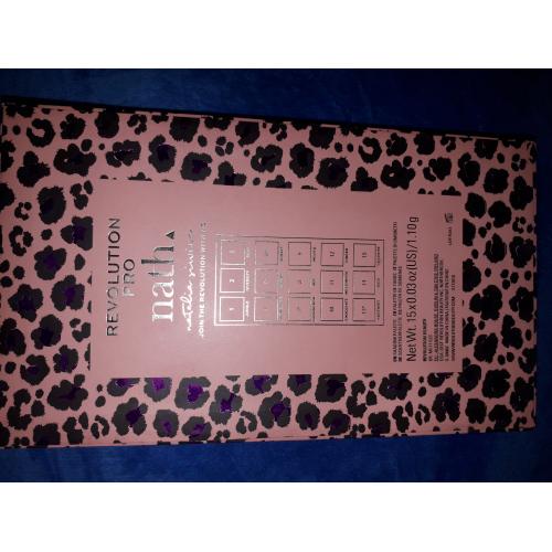 Revolution Pro Revolution Pro x Nath, Let's Go Wild Eyeshadow Palette (Paleta cieni do powiek) - opinie | zdjęcie do recenzji od KITKA_23 - 4