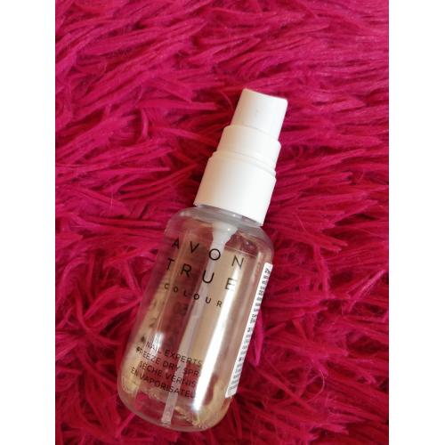 Avon True Color [Nail Experts], Liquid Freeze  Quick Dry Spray [Fast Dry Nail Setting Spray] (Spray przyśpieszający wysychanie lakieru do paznokci) - opinie | zdjęcie do recenzji od Paula9595p