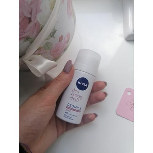 Nivea Deo Elixir Beauty, Deomilk Mild 48h Anti-perspirant (Antyperspirant w sprayu dla kobiet) - opinie | zdjęcie do recenzji od blondeinbeauty