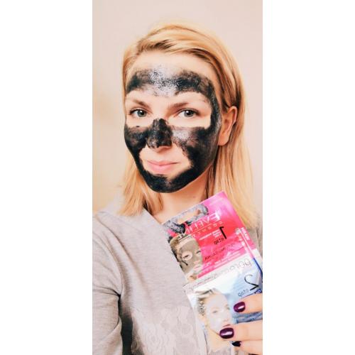 Eveline Cosmetics Pore Minimizer, Dwuetapowy zabieg redukujący widoczność porów rozgrzewający peeling-sauna + chłodząca krio-maska - opinie | zdjęcie do recenzji od Amesia181 - 1