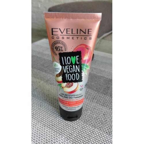 Eveline Cosmetics I Love Vegan Food, Gruboziarnisty peeling do twarzy oczyszczający - opinie | zdjęcie do recenzji od Justa773 - 1