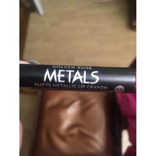 Golden Rose Metals, Matte Metallic Lip Crayon (Metaliczna matowa pomadka w kredce) - opinie | zdjęcie do recenzji od Aniel_lka