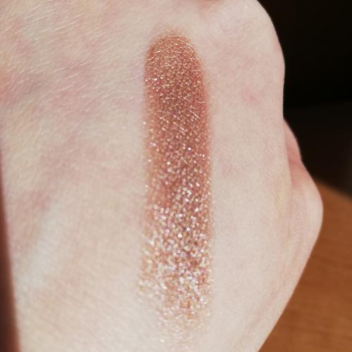 Maybelline New York Color Tattoo 24Hr By EyeStudio, Kremowo - żelowy cień do powiek (stara wersja) - opinie | zdjęcie do recenzji od Luqia - 3