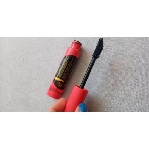 Essence Get BIG Lashes, Volume Curl Mascara (nowa wersja) (Tusz do rzęs pogrubiający i podkręcający) - opinie | zdjęcie do recenzji od wypaseczka
