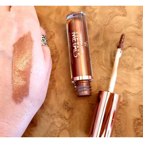 Golden Rose Metals, Metallic Lipgloss (Metaliczny błyszczyk do ust) - opinie | zdjęcie do recenzji od Iwona_C