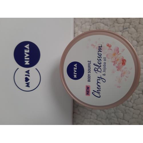 Nivea Body Souffle Cherry Blossom and Jojoba Oil (Olejek w kremie, Suflet do ciała ` Kwiat wiśni i olejek jojoba`) - opinie | zdjęcie do recenzji od beautyAleks - 1