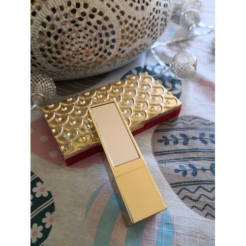 Estee Lauder Pure Color, Envy Sculpting Lipstick (Trwała szminka do ust) - opinie | zdjęcie do recenzji od Giencia - 2