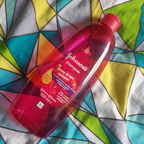 Johnson's Shiny Drops, Shampoo (Szampon do włosów) - opinie | zdjęcie do recenzji od MoniaPasi - 3