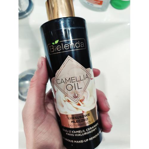 Bielenda Camellia Oil, Luksusowe mleczko do demakijażu - opinie | zdjęcie do recenzji od qoxi - 1