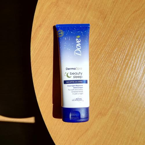 Dove DermaSpa, Beauty Sleep Overnight Manicure Hand Cream (Krem do rąk na noc) - opinie | zdjęcie do recenzji od Luqia
