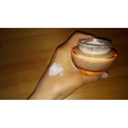 Avon Anew, Nutri-Advance, Rich Nourishment Cream (Bogaty krem odżywczy) - opinie | zdjęcie do recenzji od Tuszmusz