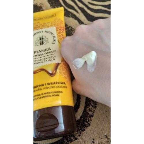 Bielenda Manuka Honey Nutri Elixir, Pianka do mycia twarzy oczyszczająco - nawilżająca - opinie | zdjęcie do recenzji od izabela0_0 - 2